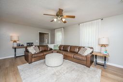 5424 Indigo Fields Boulevard photo 4