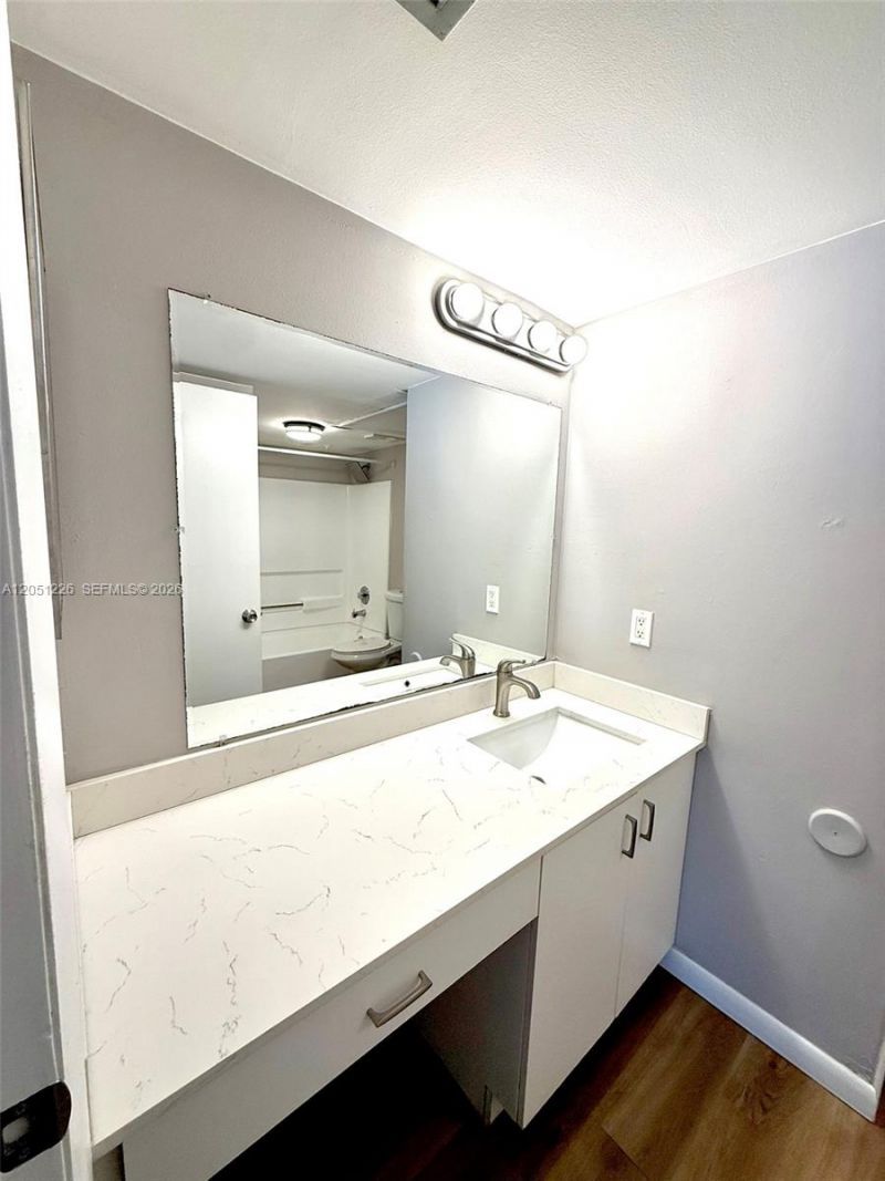 15241 SW 80th St, Unit 106, Miami, FL 33193 Photo