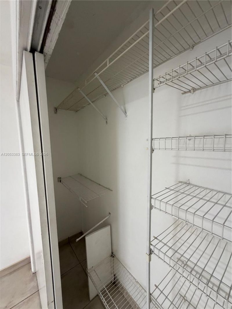 905 SE 13th St , Unit 2, Fort Lauderdale, FL 33316 Photo