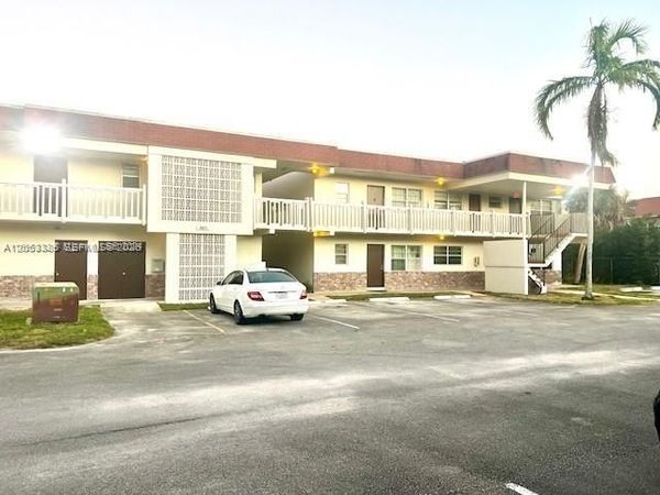4165 SW 67th Ave , Unit 206B, Davie, FL 33314