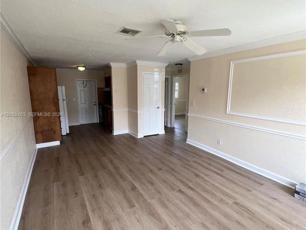 8701 NW 38th Dr, Unit B-1, Coral Springs, FL 33065