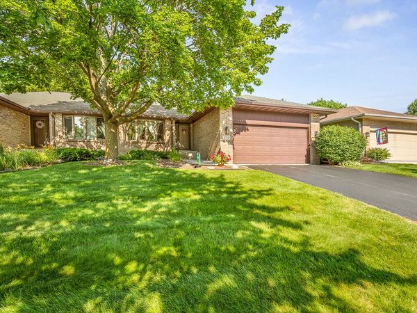 1130 FOX CHASE Lane , Rockford, IL 61107