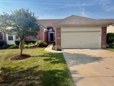 830 WOODHAVEN, Commerce Twp, MI 48390