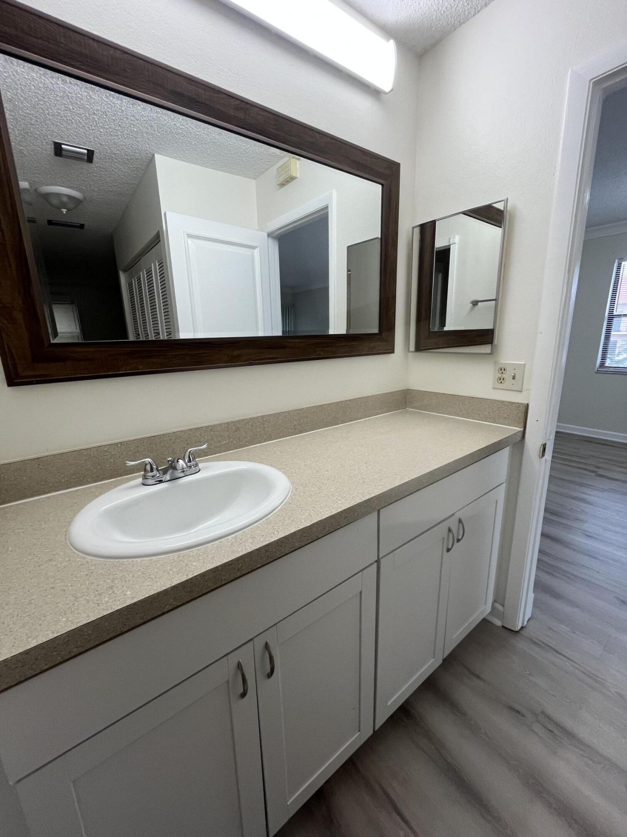 5975 Forest Hill Boulevard, Unit 201, West Palm Beach, FL 33415 Photo