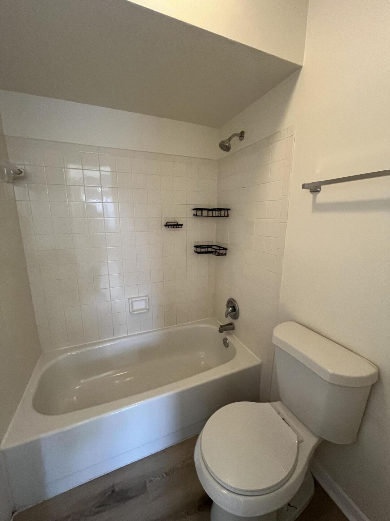 5975 Forest Hill Boulevard, Unit 201, West Palm Beach, FL 33415 Photo