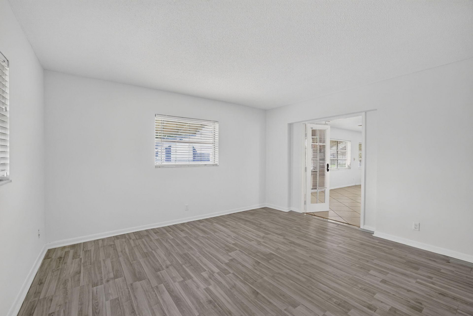 6015 NW 67th Avenue, Tamarac, FL 33321 Photo