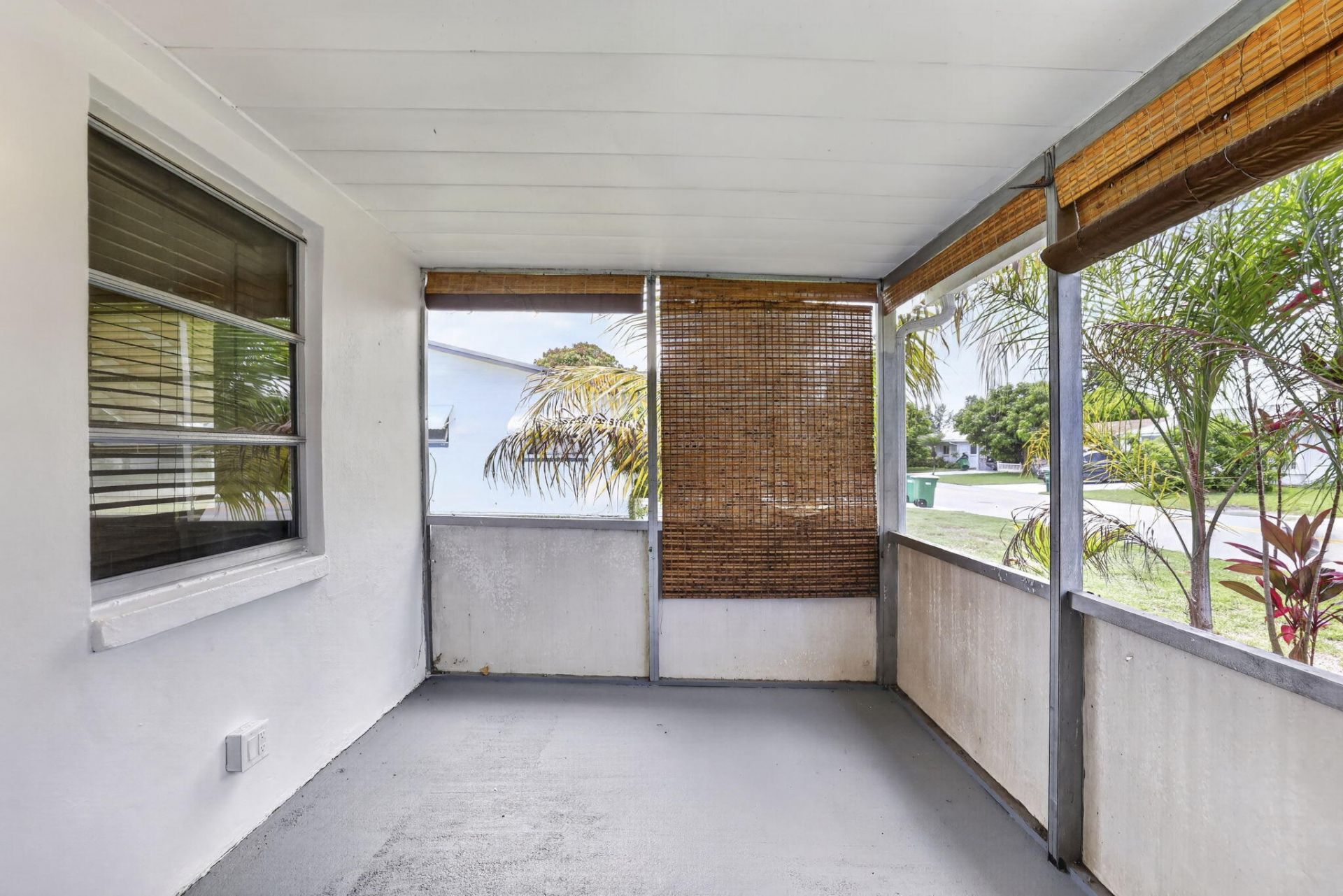 6015 NW 67th Avenue, Tamarac, FL 33321 Photo