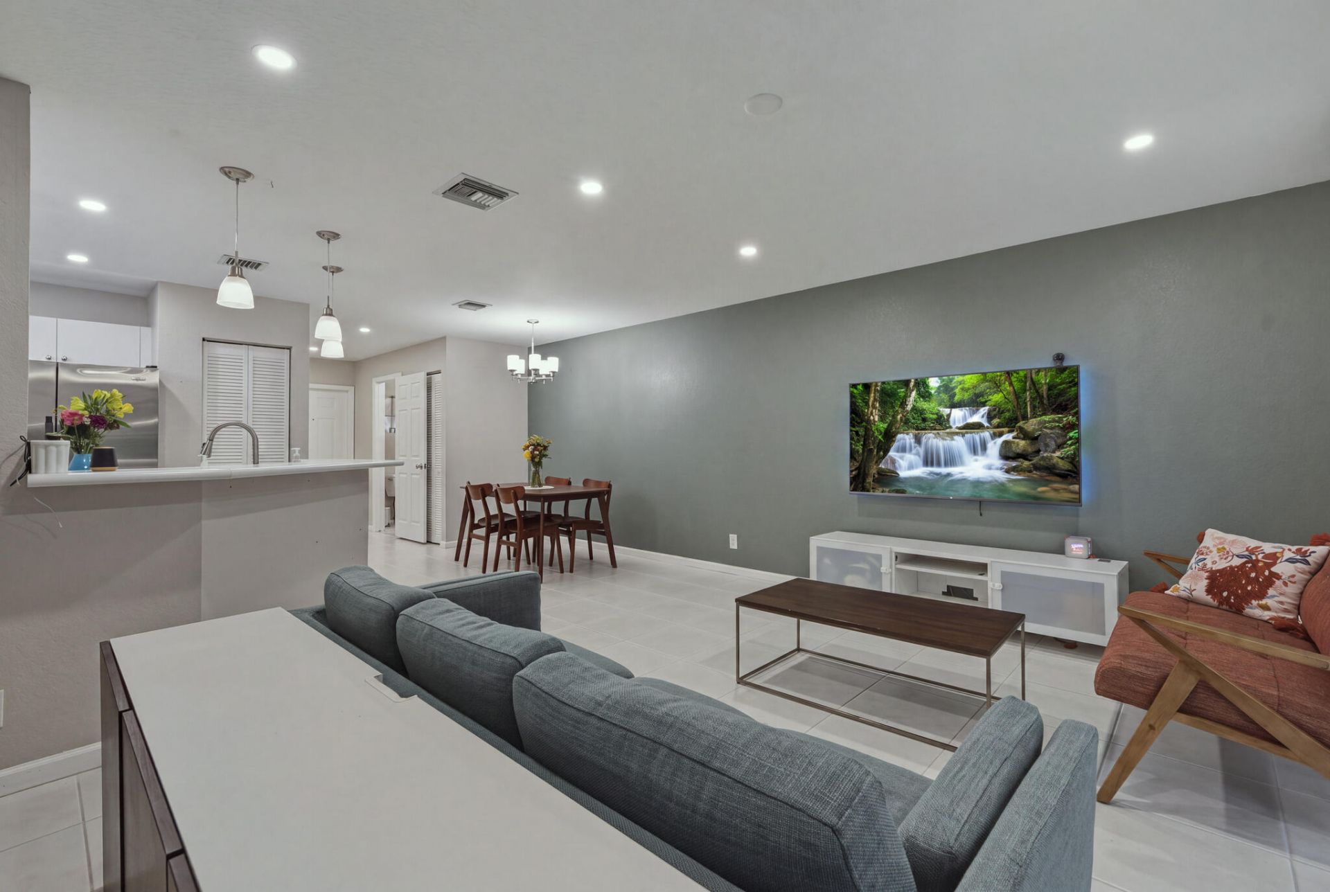 8976 NW 38th Drive, Coral Springs, FL 33065 Photo