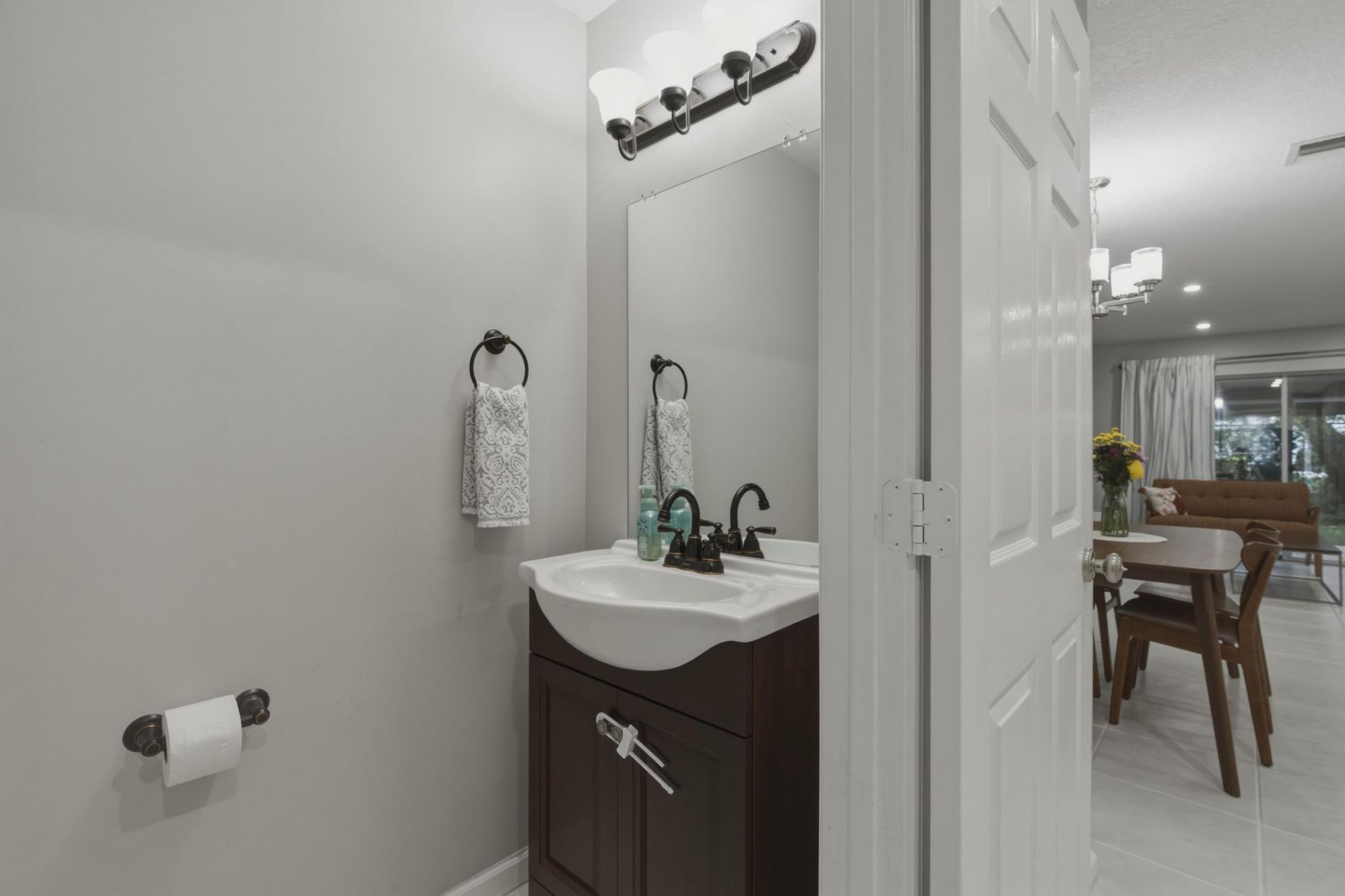 8976 NW 38th Drive, Coral Springs, FL 33065 Photo