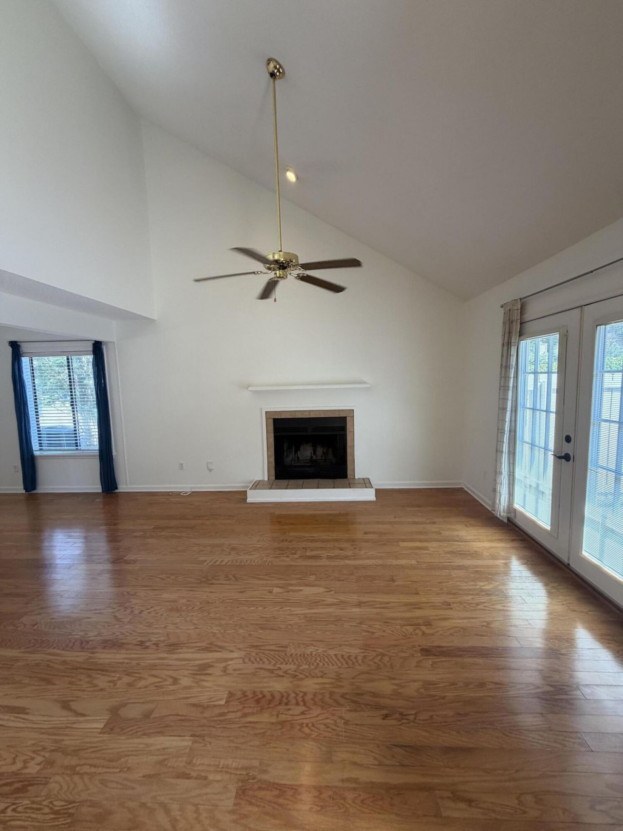 35 Maplecrest Drive Photo 6