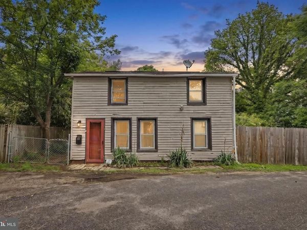 1 WOODS ALLEY , MOUNT HOLLY, NJ 08060
