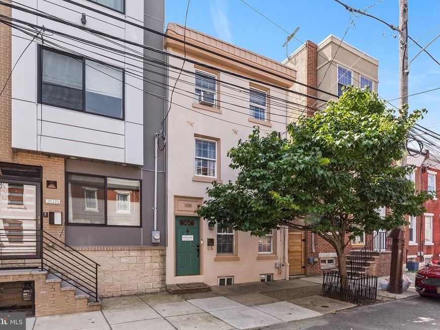 2013 Tulip Street, Philadelphia, PA 19125 Main Photo