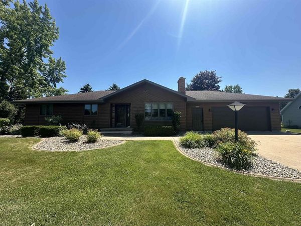 N9626 DARBOY DRIVE, Appleton, WI 54915