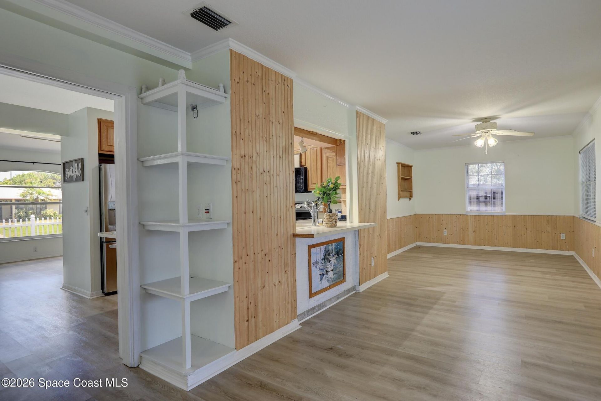 243 Dickens Avenue , Sebastian, FL 32958 Photo