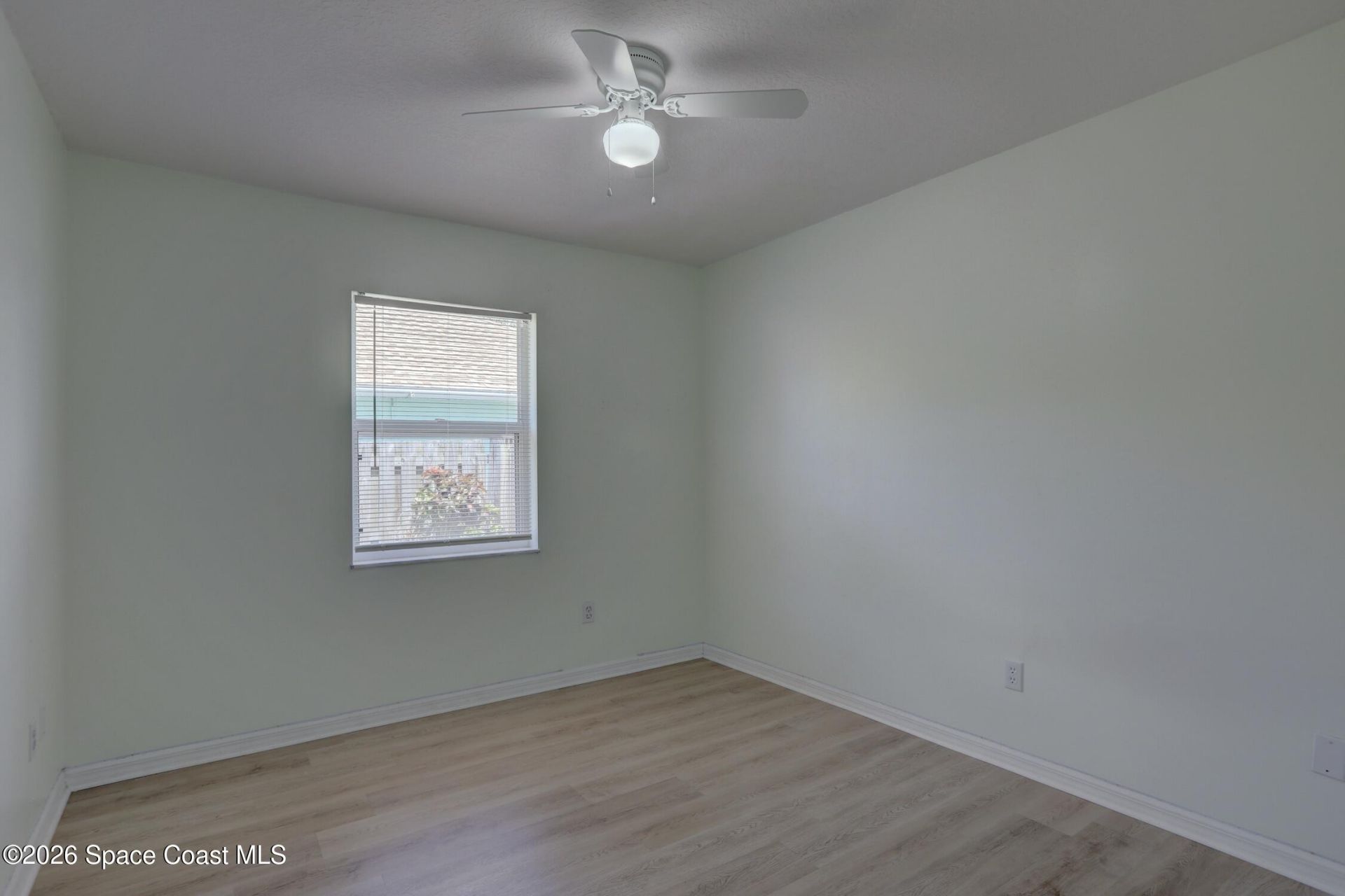 243 Dickens Avenue , Sebastian, FL 32958 Photo
