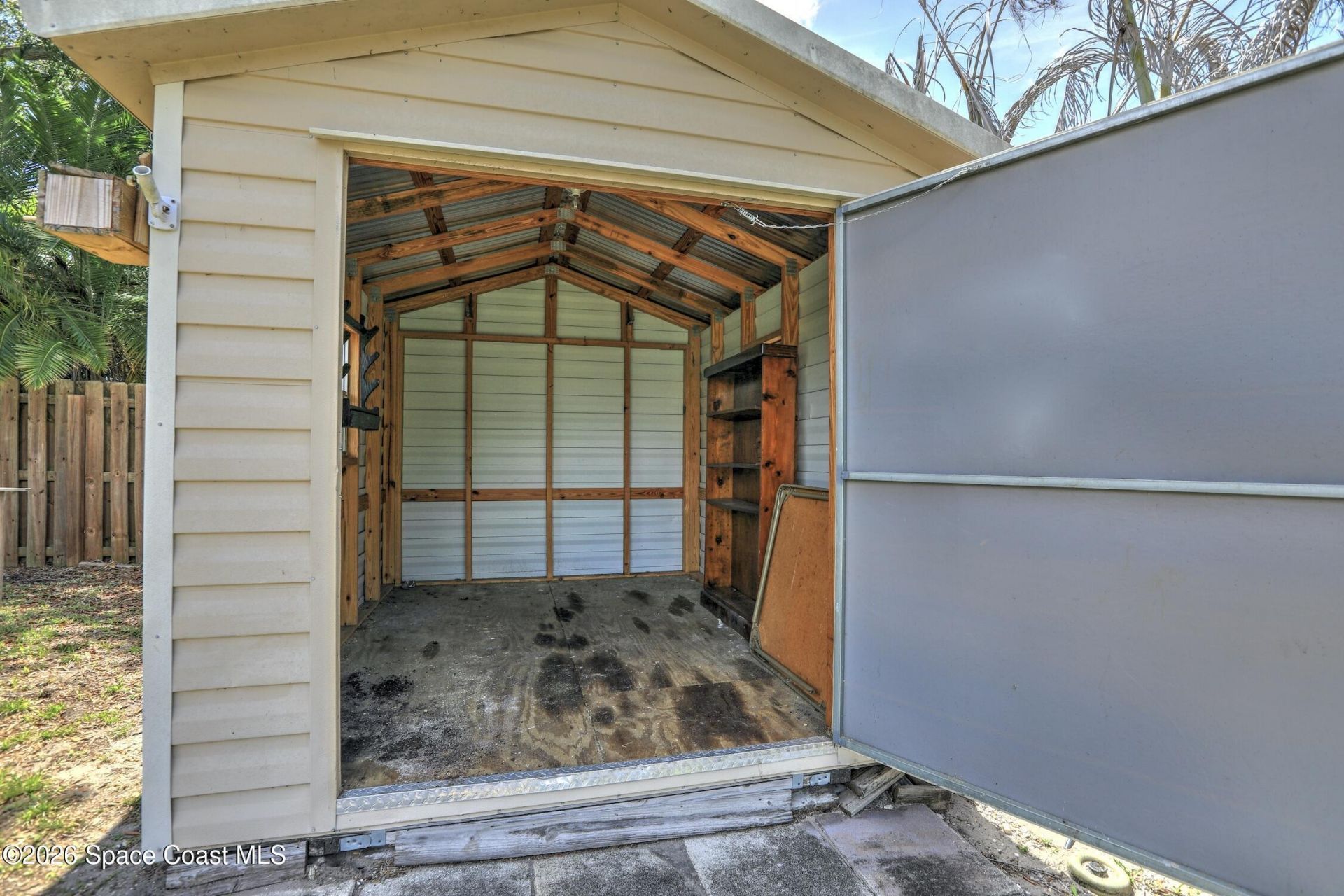 243 Dickens Avenue , Sebastian, FL 32958 Photo