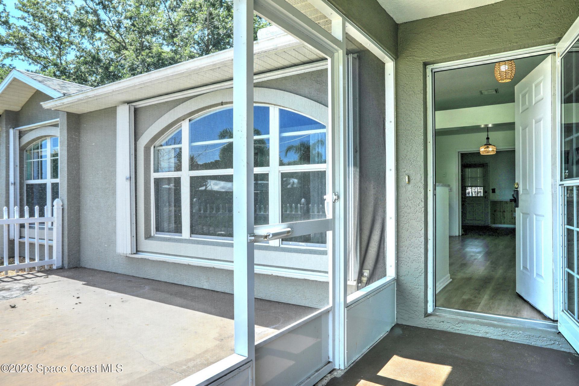 243 Dickens Avenue , Sebastian, FL 32958 Photo