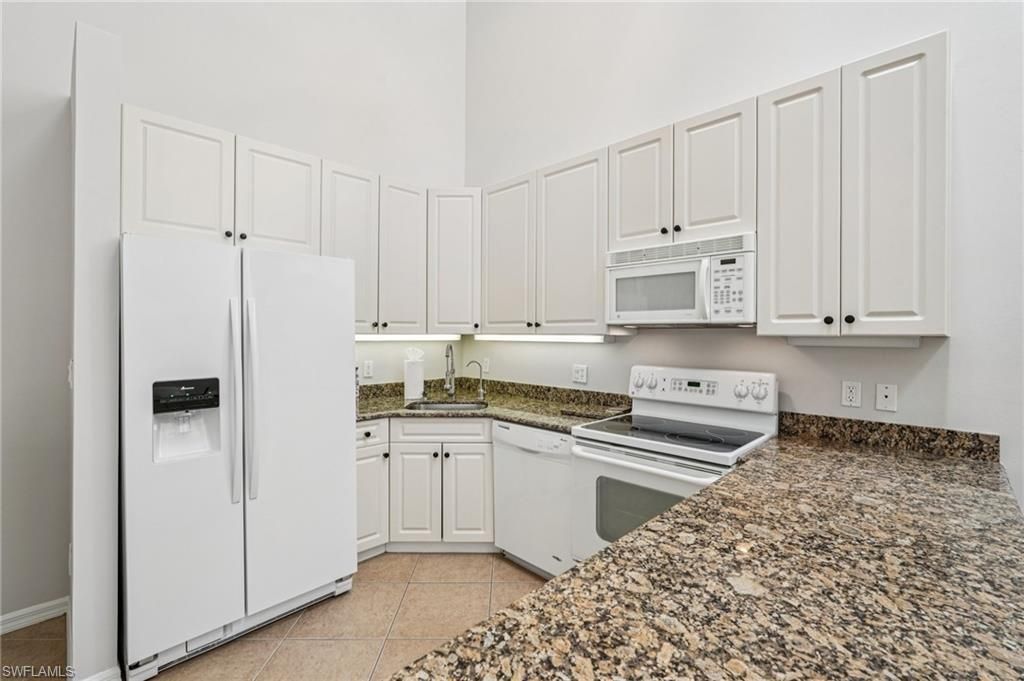 4337 Covey Cir, Unit 9C, Naples, FL 34109 Photo