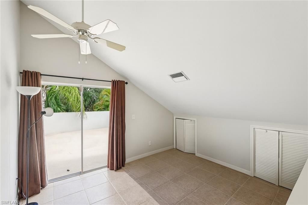 4337 Covey Cir, Unit 9C, Naples, FL 34109 Photo
