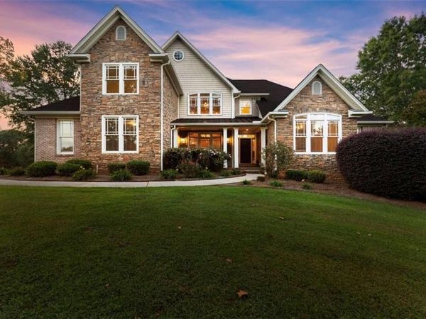 526 Orchard Drive , Clarkesville, GA 30523