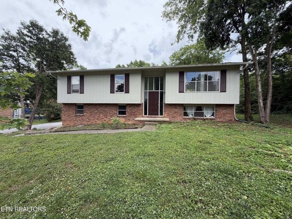 11518 Midhurst Drive, Knoxville, TN 37934