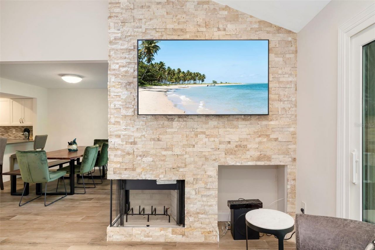 5182 Lancewood Drive, Unit 14, Sarasota, FL 34232 Photo