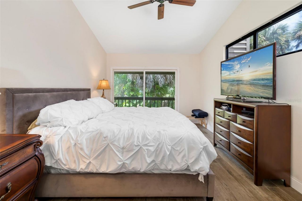 5182 Lancewood Drive, Unit 14, Sarasota, FL 34232 Photo