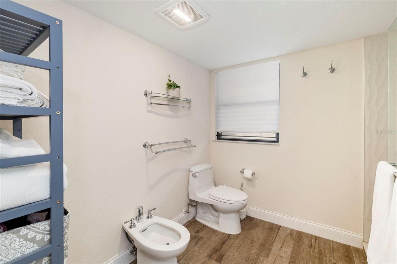 5182 Lancewood Drive, Unit 14, Sarasota, FL 34232 Photo