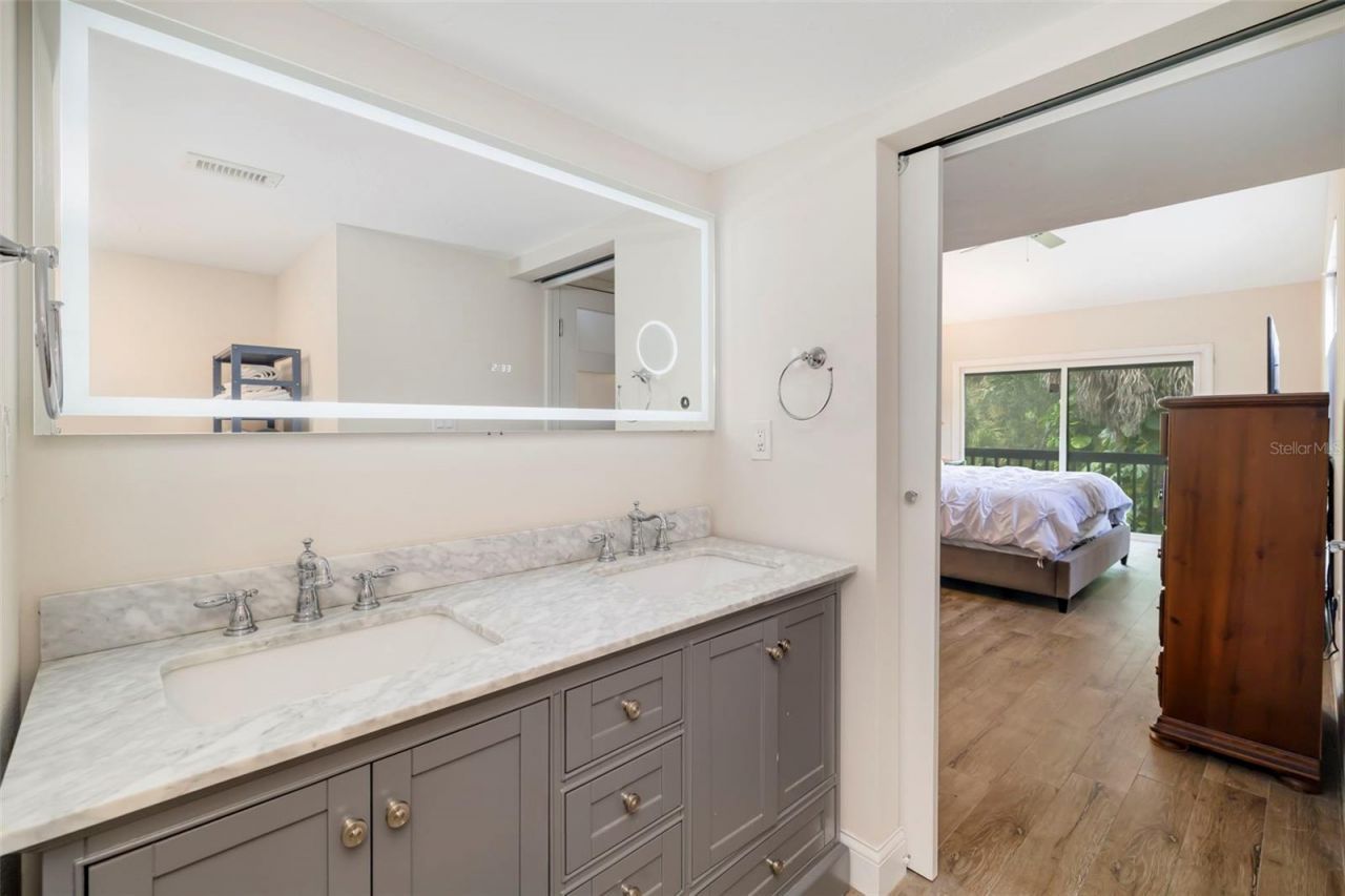 5182 Lancewood Drive, Unit 14, Sarasota, FL 34232 Photo