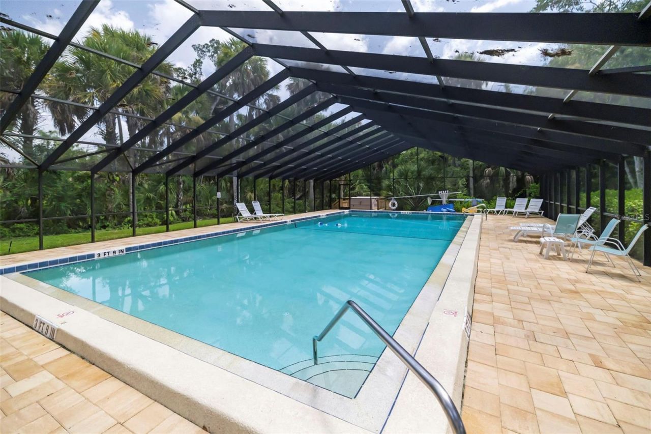 5182 Lancewood Drive, Unit 14, Sarasota, FL 34232 Photo