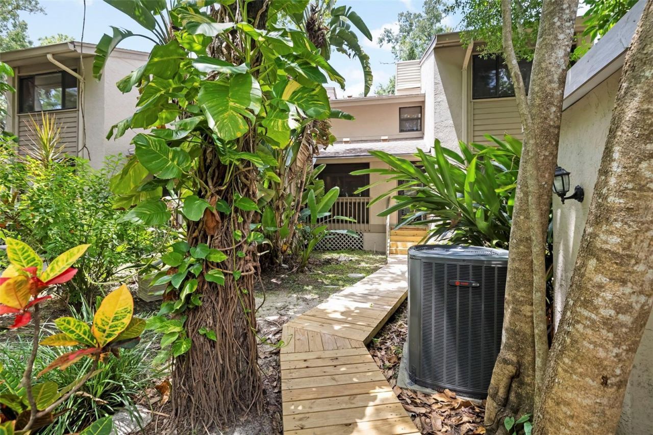 5182 Lancewood Drive, Unit 14, Sarasota, FL 34232 Photo