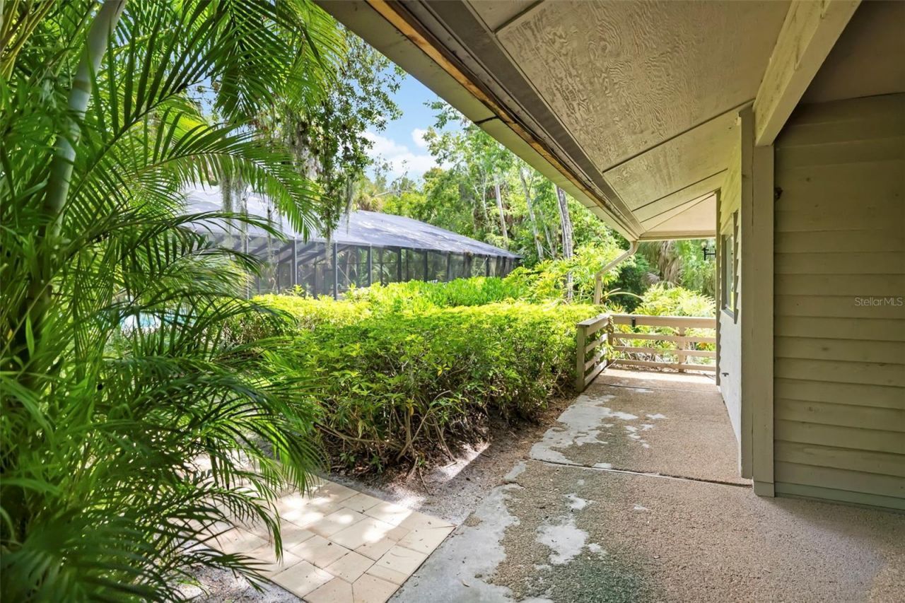 5182 Lancewood Drive, Unit 14, Sarasota, FL 34232 Photo