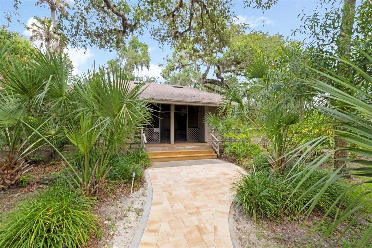 5182 Lancewood Drive, Unit 14, Sarasota, FL 34232 Photo