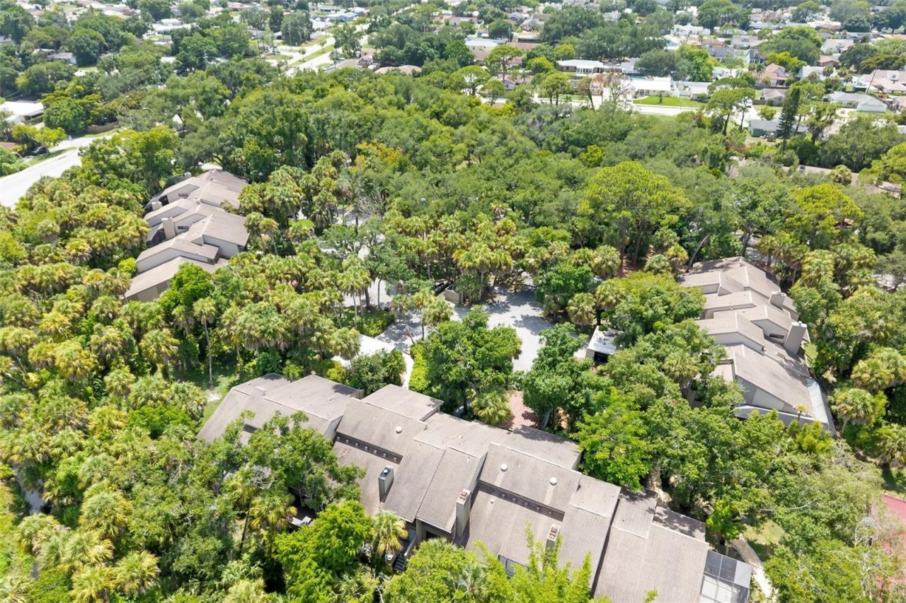 5182 Lancewood Drive, Unit 14, Sarasota, FL 34232 Photo