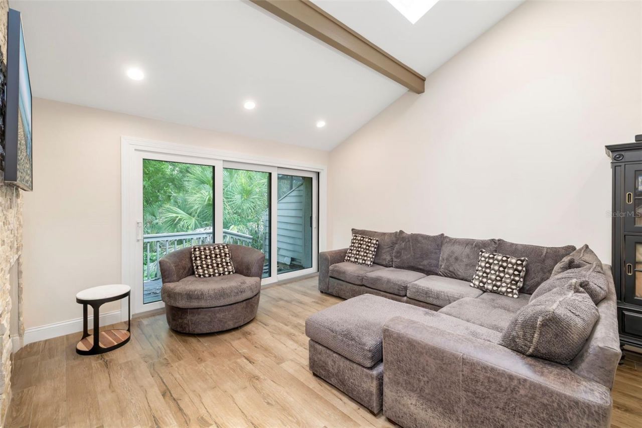 5182 Lancewood Drive, Unit 14, Sarasota, FL 34232 Photo