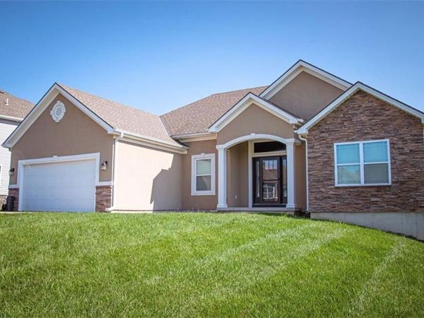 13944 Indian Ridge Road, St Joseph, MO 64505