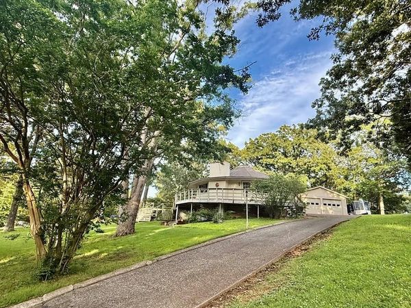 485 Russwood Dr , Springville, TN 38256