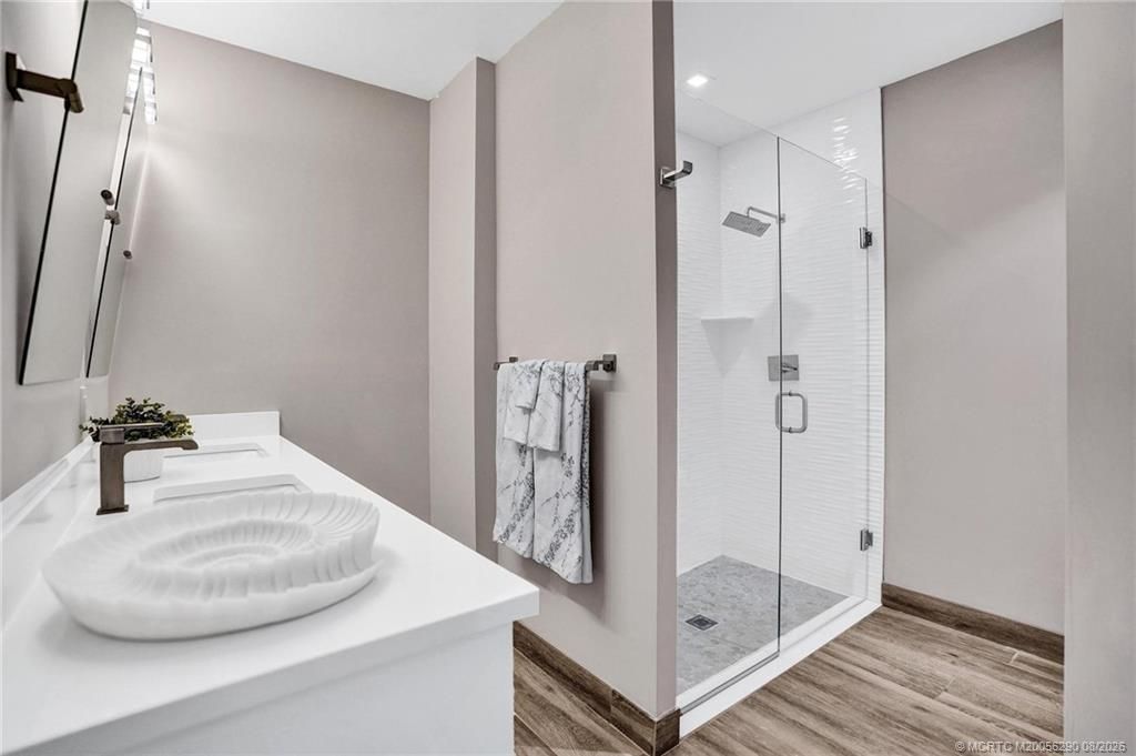41 Seminole SW Street, Unit 310, Stuart, FL 34994 Photo