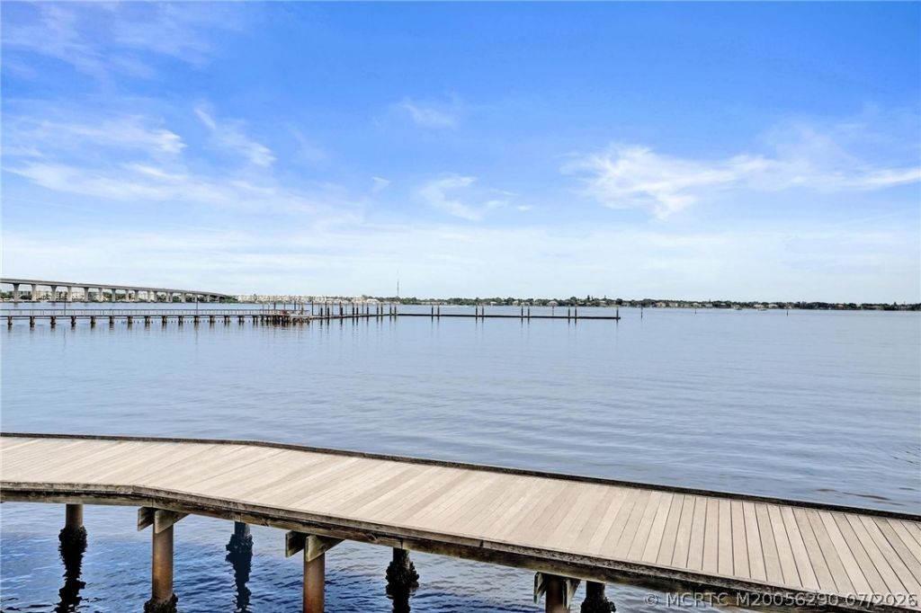 41 Seminole SW Street, Unit 310, Stuart, FL 34994 Photo