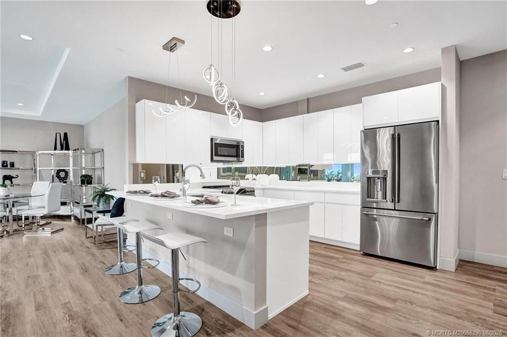 41 Seminole SW Street, Unit 310, Stuart, FL 34994 Photo
