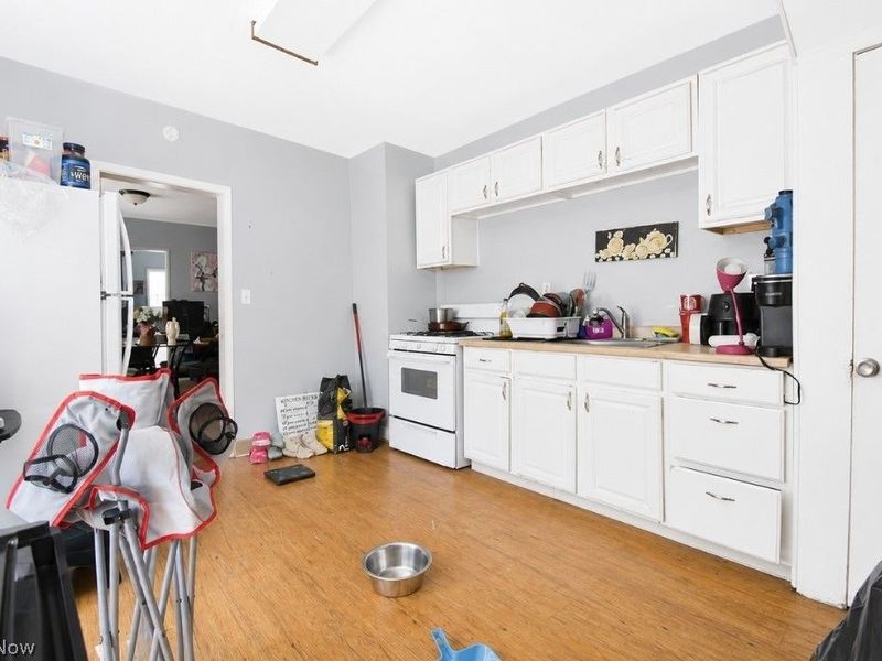 15811 Arcade Avenue, Cleveland, OH 44110 Photo 11