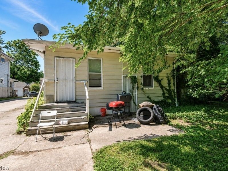 15811 Arcade Avenue, Cleveland, OH 44110 Photo 17