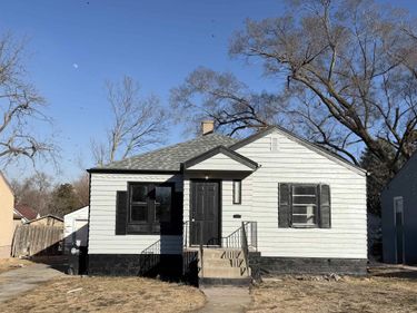 3929 N 42 Street, Omaha, NE 68111