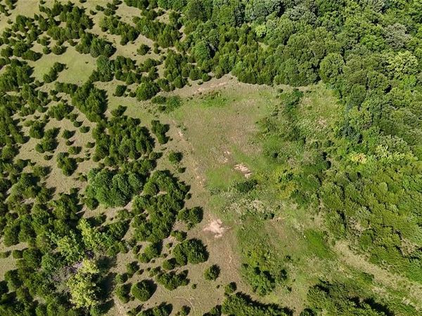 9 E 880 Road, Stroud, OK 74079
