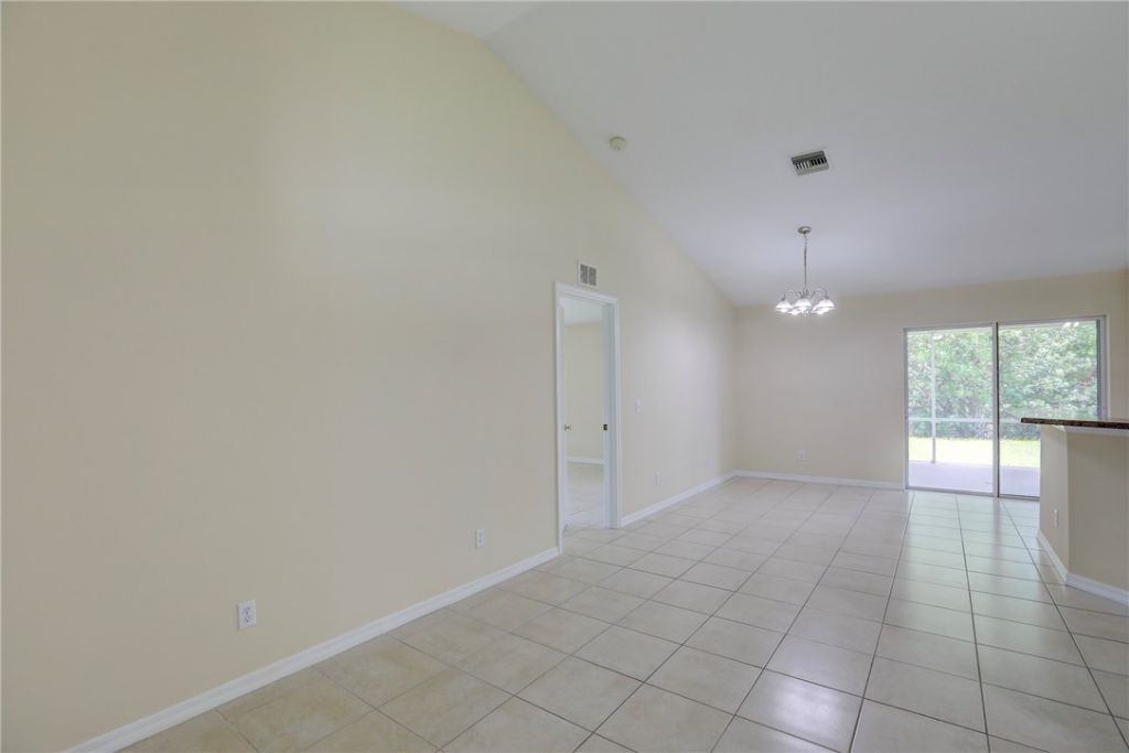 8386 106th Avenue, Vero Beach, FL 32967 Photo