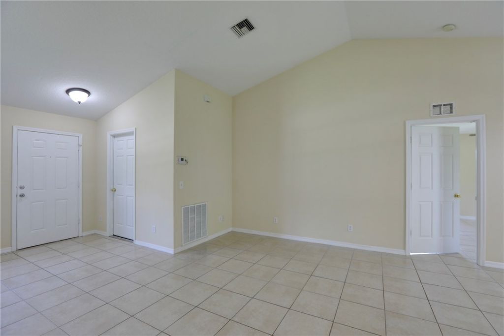 8386 106th Avenue, Vero Beach, FL 32967 Photo