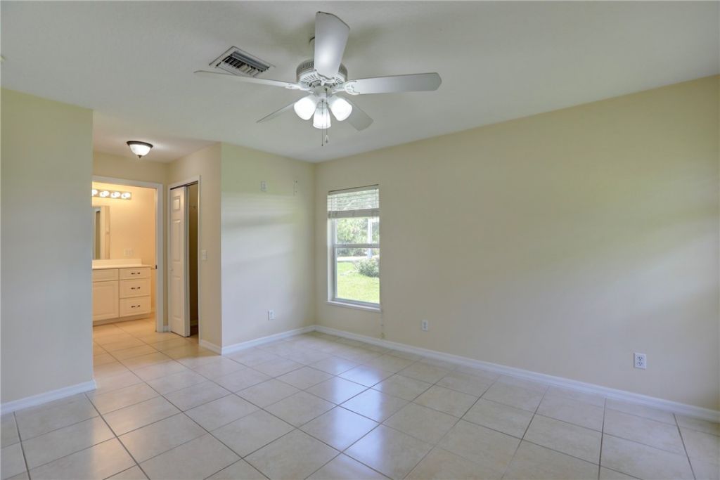 8386 106th Avenue, Vero Beach, FL 32967 Photo