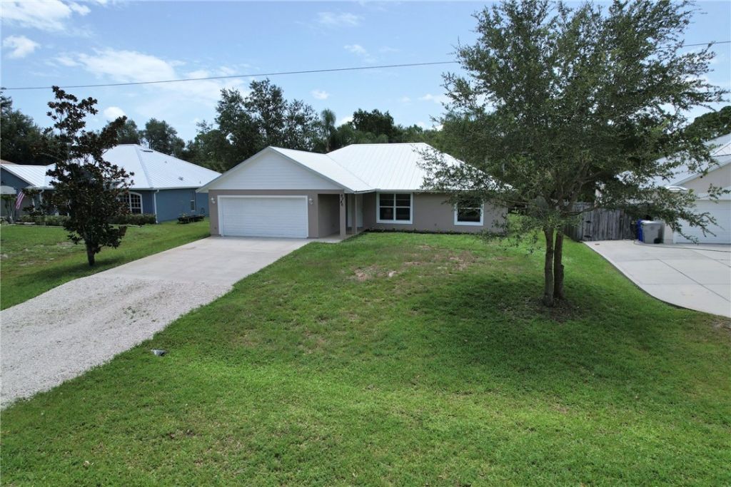 8386 106th Avenue, Vero Beach, FL 32967 Photo