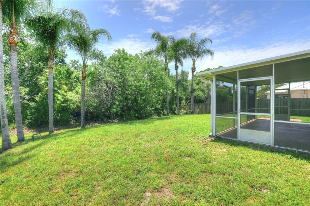 8386 106th Avenue, Vero Beach, FL 32967 Photo