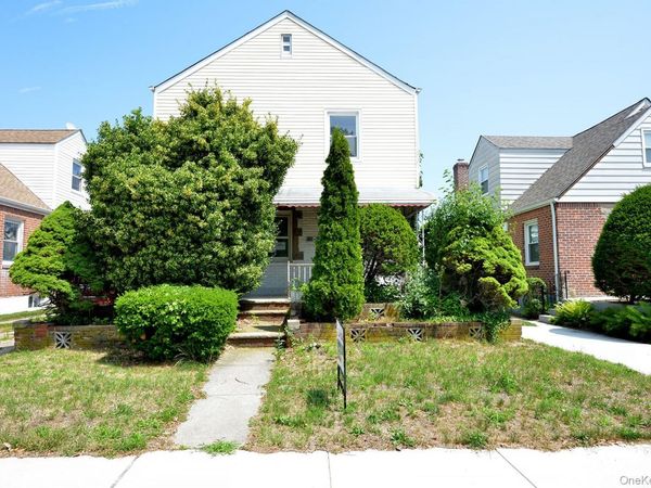 12007 225th Street , Cambria Heights, NY 11411